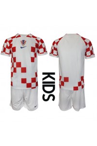 Kroatië Babytruitje Thuis tenue Kind WK 2022 Korte Mouw (+ Korte broeken)